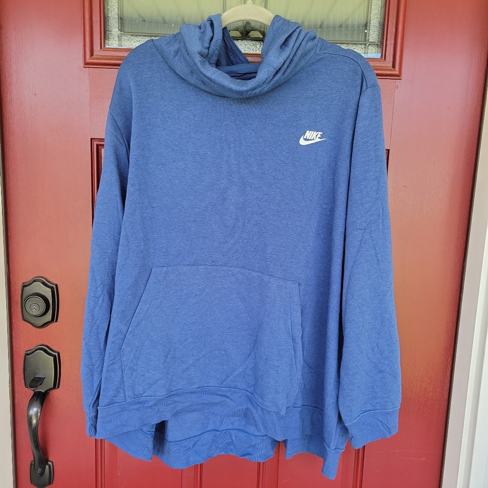 Women's Plus 3x Nike Blue Funnel Neck Sweatshirt Fair condition has fading